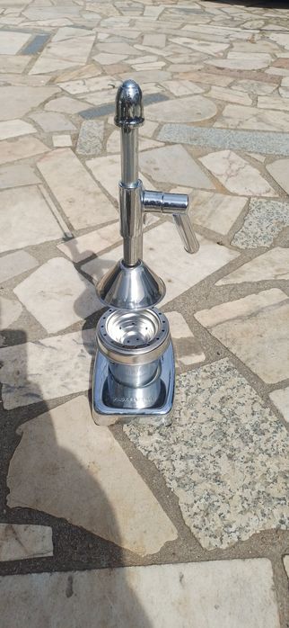 Espremedor de citrinos