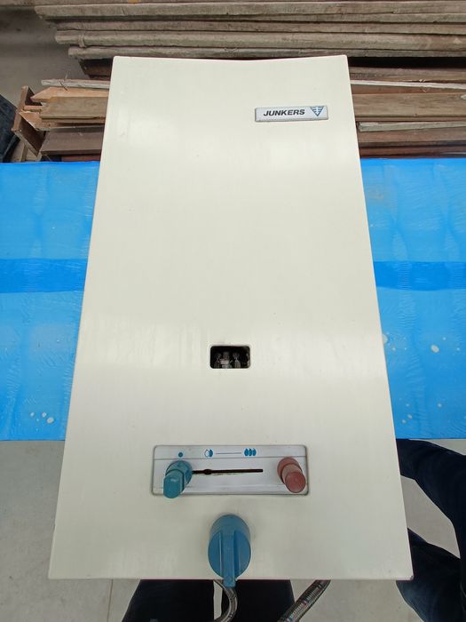 Esquentador junkers