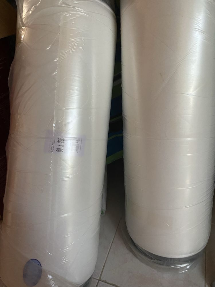 colchões viscoelásticos  na embalagem