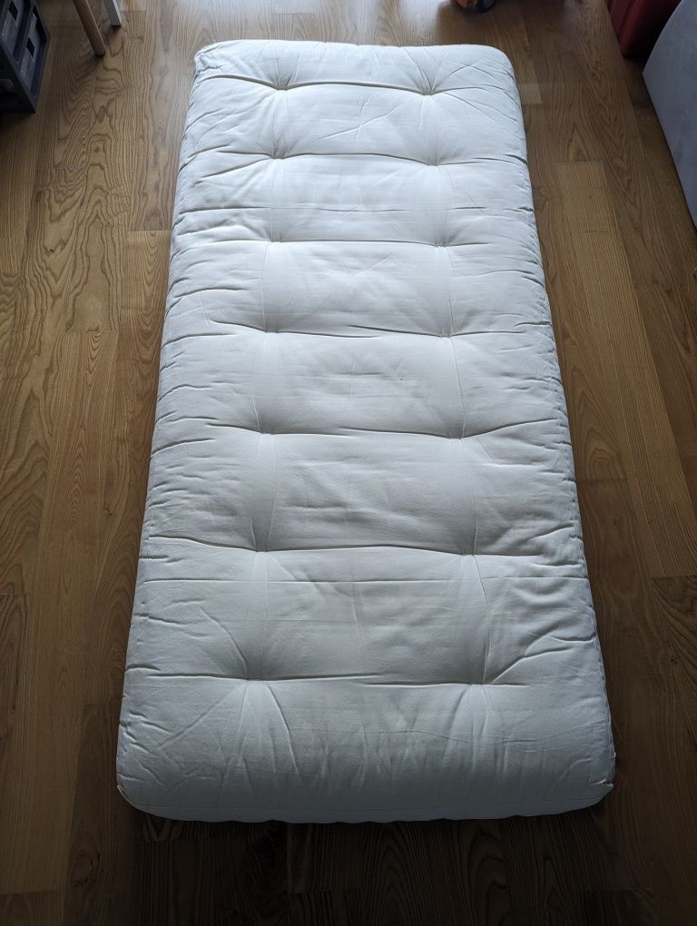 Futon 90x200 slodkichsnow.com