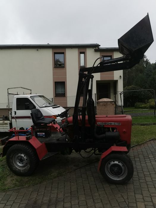 Ciągnik sam z turem