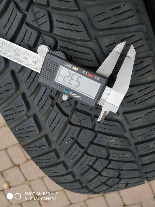 Opony zimowe 215/60R16 Fulda kristall HP2 5-6mm  4szt