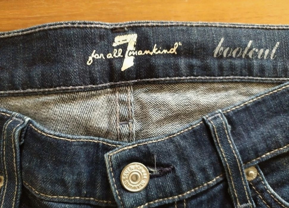 Jeansy 7 for All Mankind granatowe. Rozmiar M.