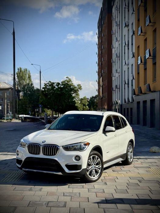 Продам BMW Х1 полный привод