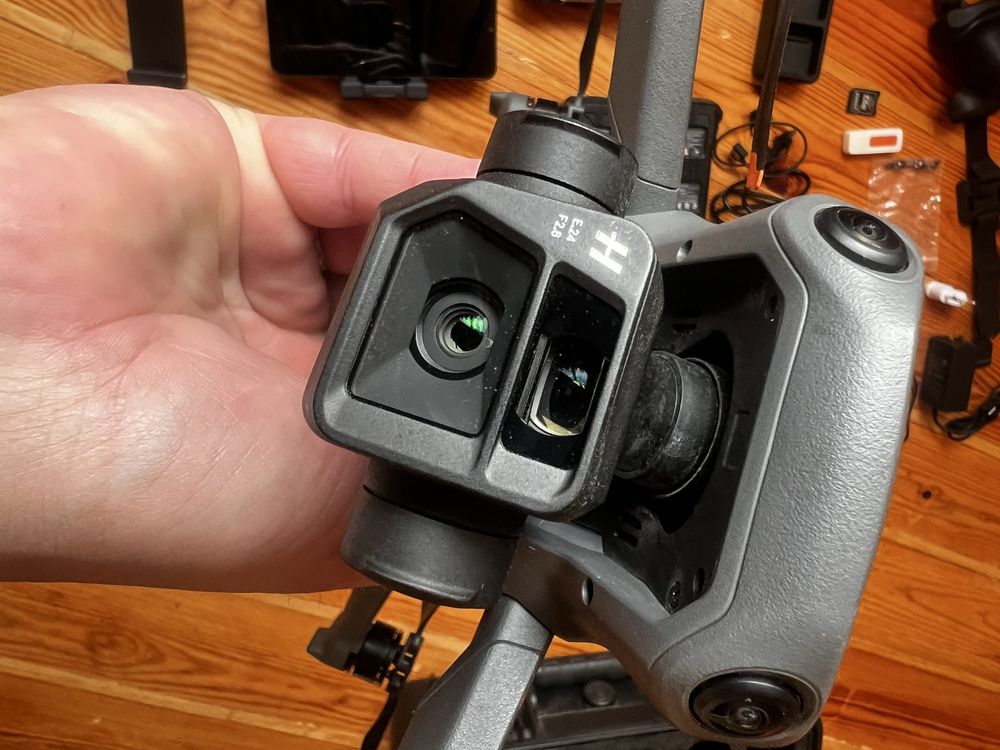 Продам DJI Mavic 3