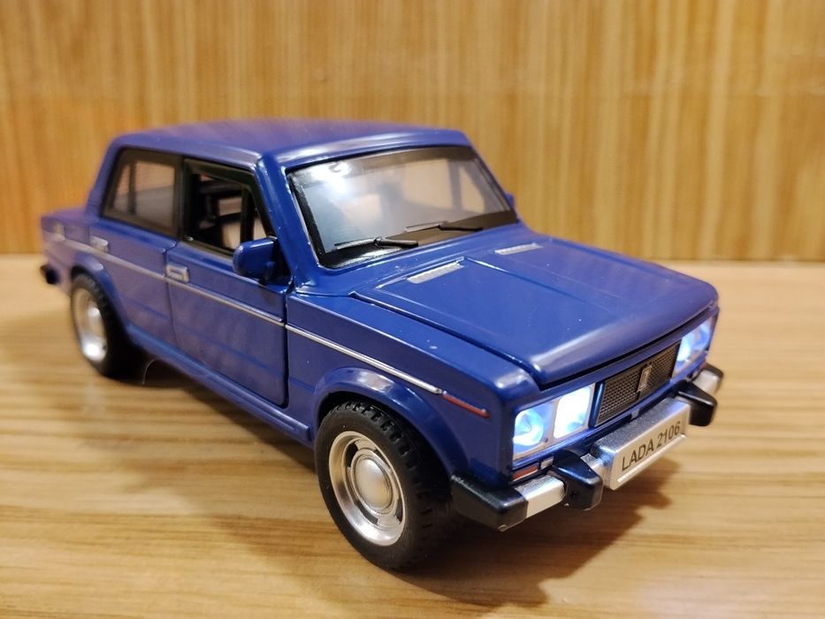 Модель авто ВАЗ-2106 Автопром 1:32 металл свет звук инерция  шестерка