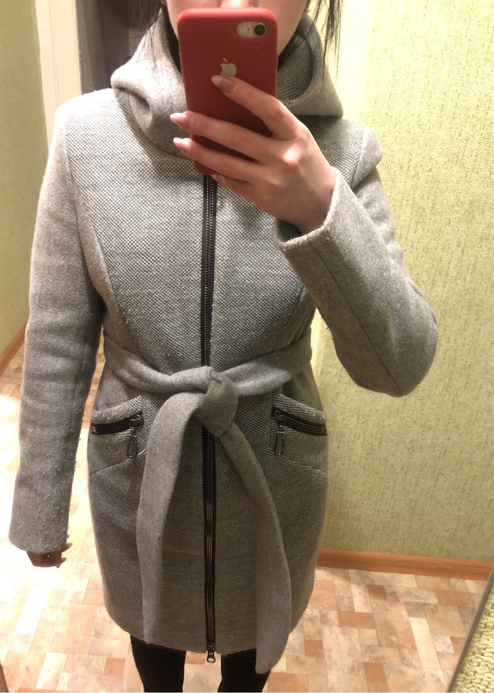 Демисезонное женское пальто