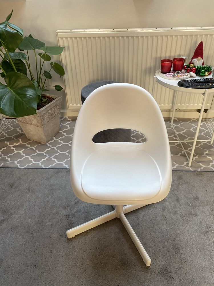 Krzeslo dziecięce białe Ikea
