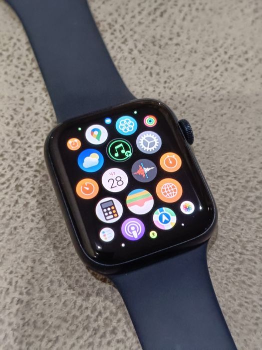 Смарт-годинник Apple watch SE 2