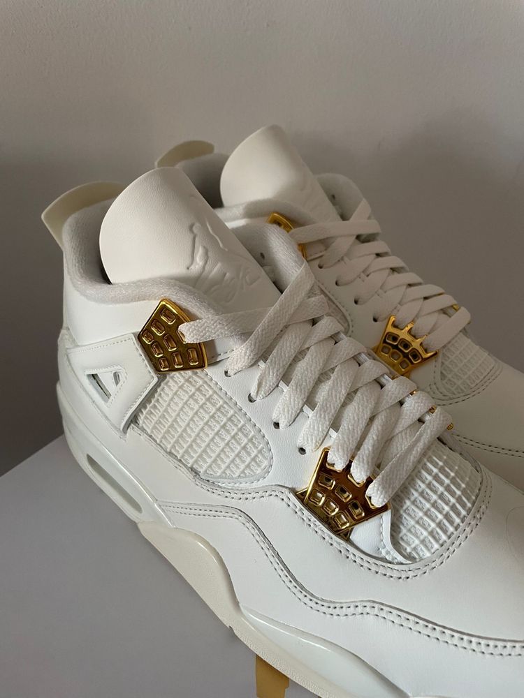 Nike Air jordan 4 sail metallic gold