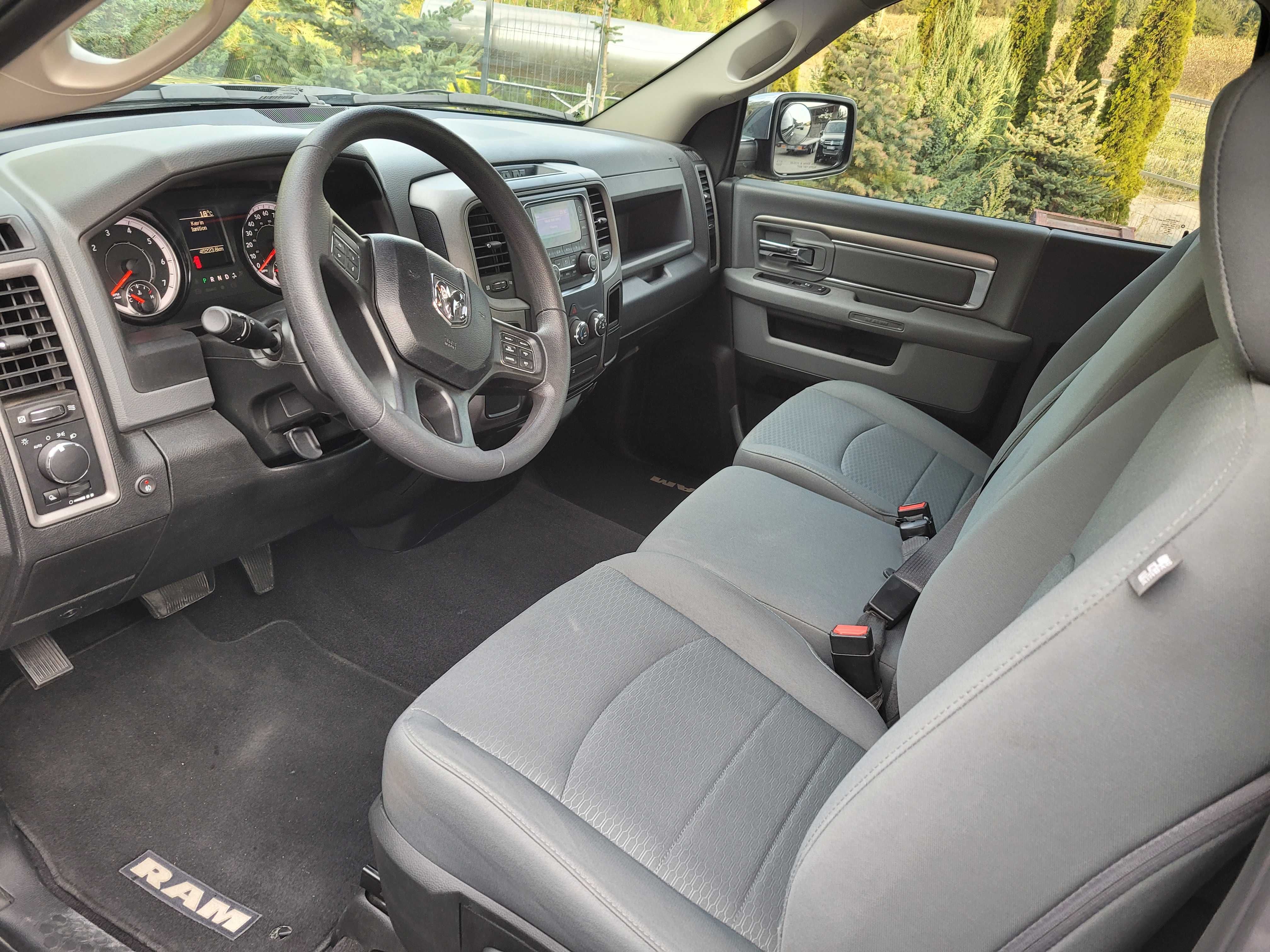 Ram 1500 Single Cab 5,7 V8 jak nowy
