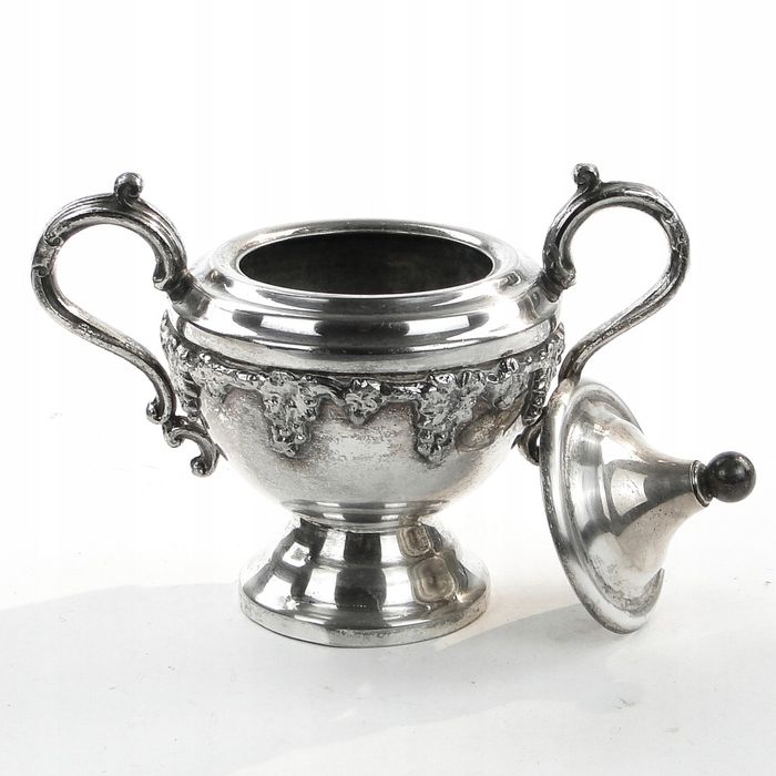 P5E Cukiernica w stylu eklektycznym