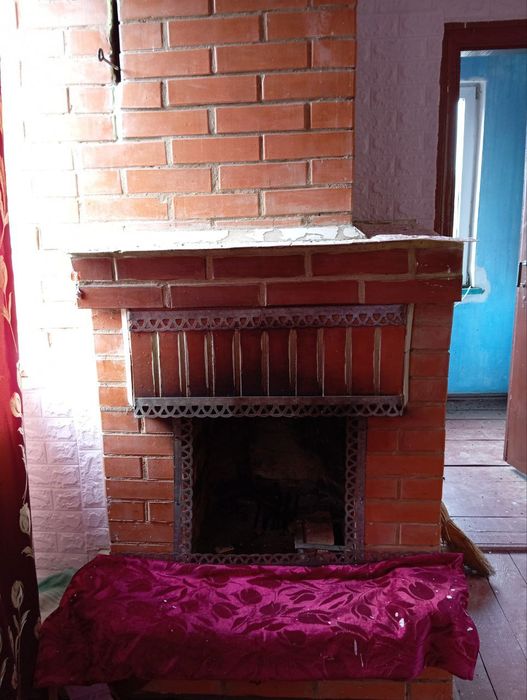 Продам земельну ділянку з будинком