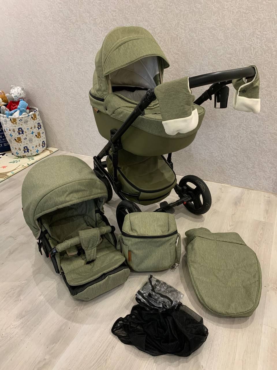 Коляска универсальна 2 в 1 Mikrus Comodo Оливковий із  матрасом