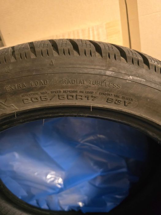 Dunlop 205/50 r17 Winter Sport 5   93V KOMPLET