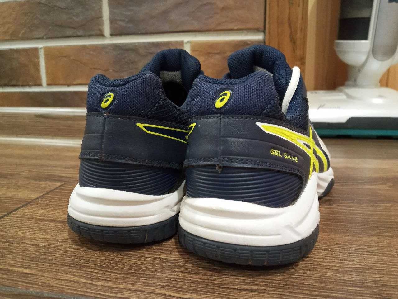 Продам женские кроссовки для бега Asics Gel Game 5 GS. 39.5 размер