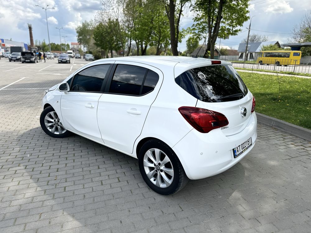 Opel Corsa e 2016