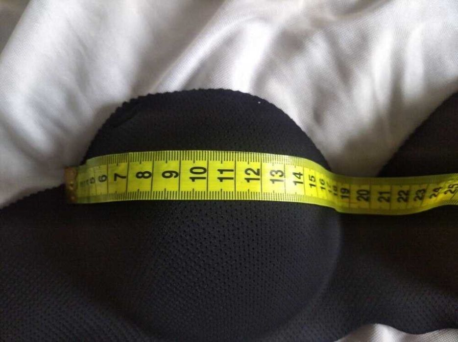 Новий безшовний бюстгальтер пуш-ап ,чашка без кісточок, р. С, Сток