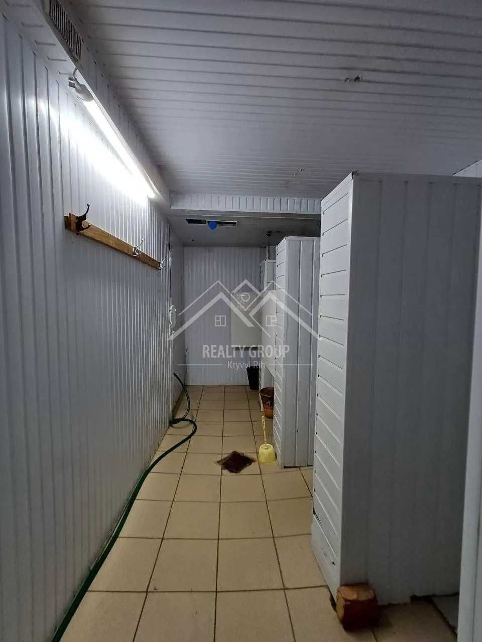 Продаж приміщення під бізнес в центрі Соцміста .