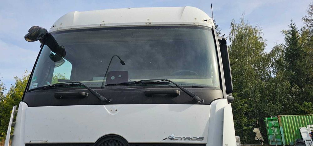 Kabina kompletna  Actros MP4