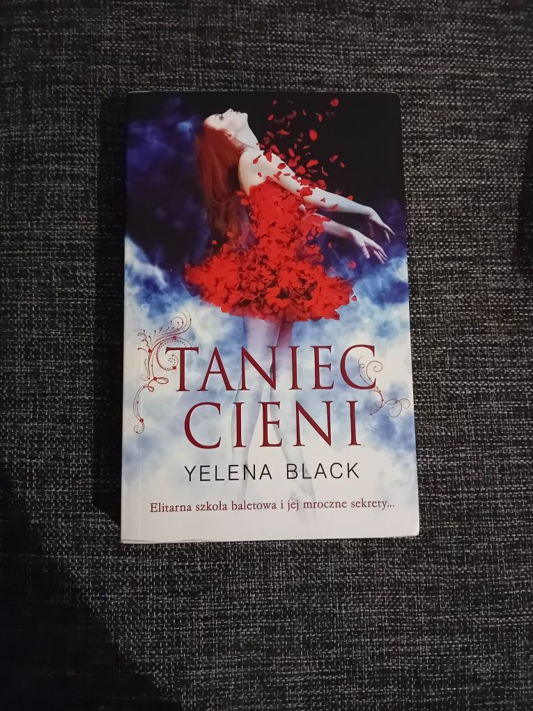 książka "Taniec cieni" Yelena Black