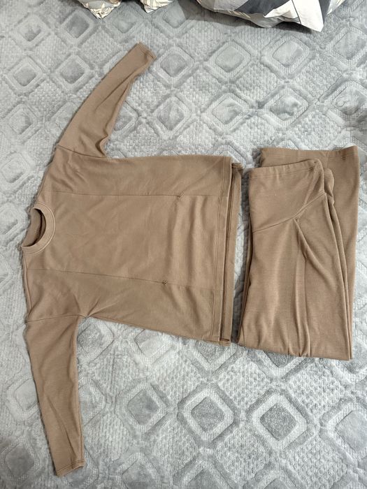 Утеплений костюм для вагітних з секретом для годування