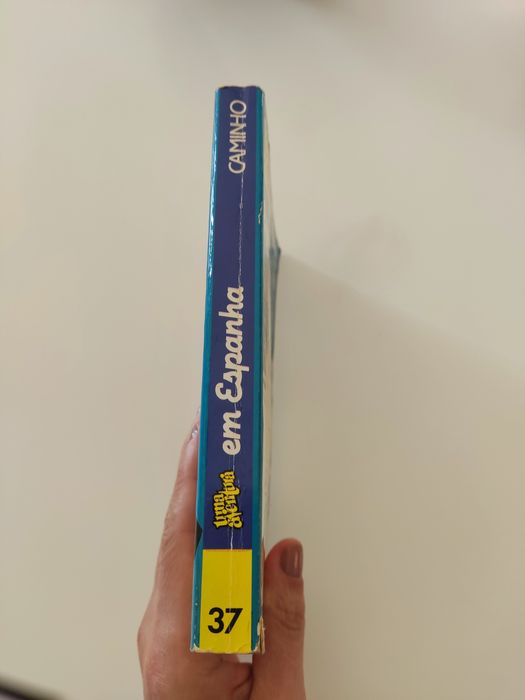 Livro uma aventura em espanha - volume 37