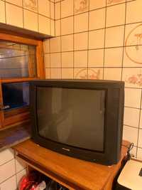 Stary telewizor Philips „pudełko”