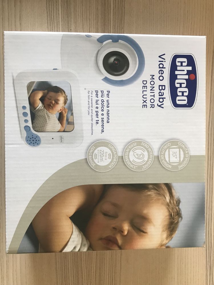 Chicco Video Baby Monitor Deluxe