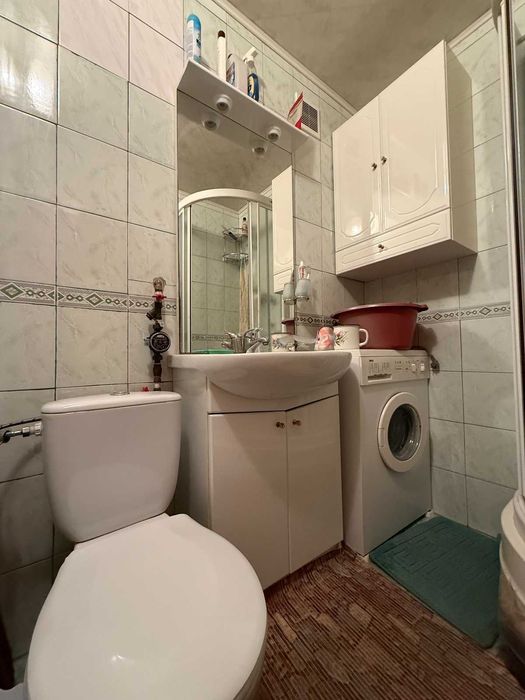 Продается 1 комнатная квартира. Центр. Славянск.