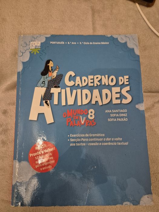 Livros de apoio escolar