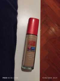 Base da Rimmel , selado