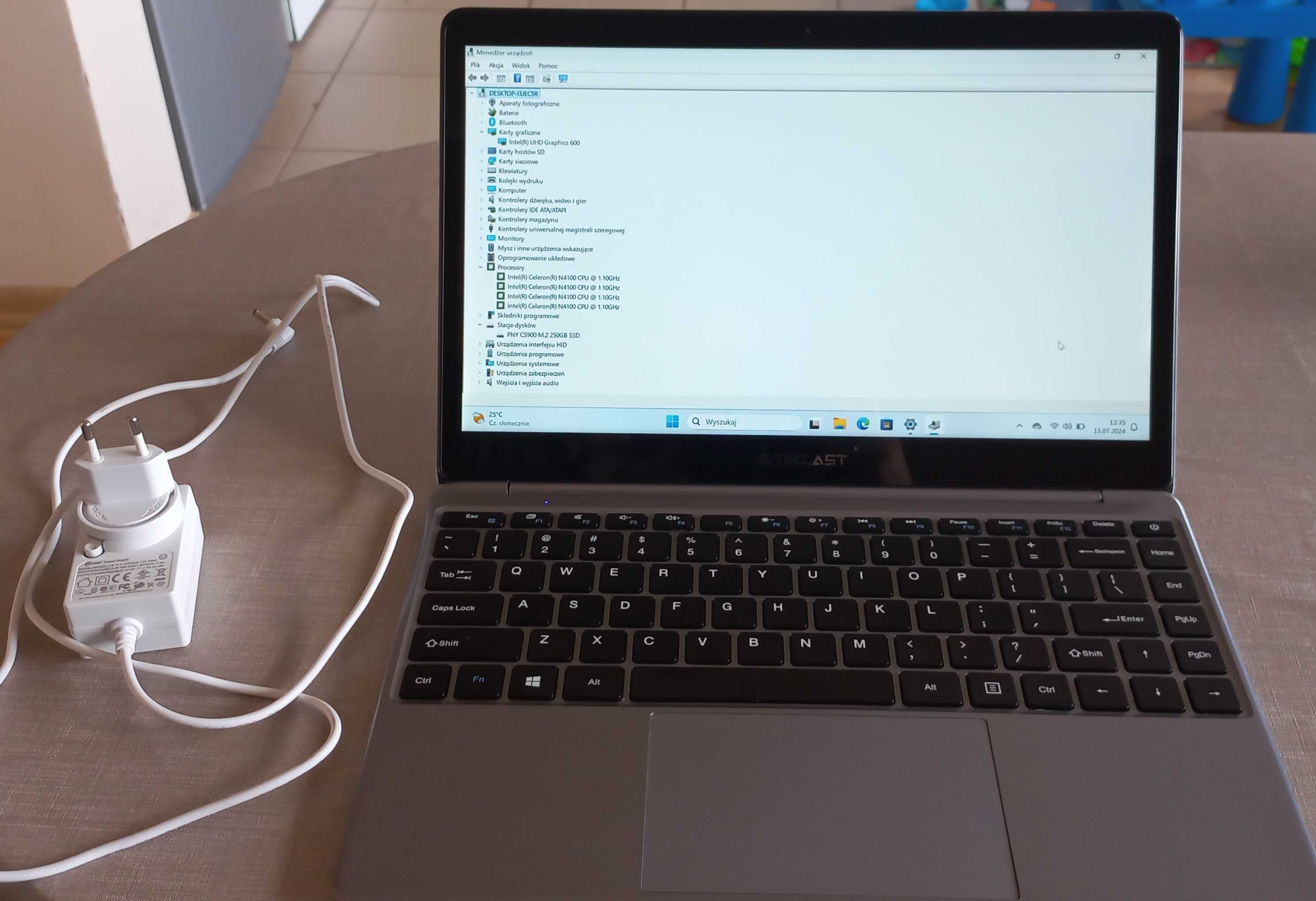 Laptop Teclast F7 plus 8GB/256GB SSD