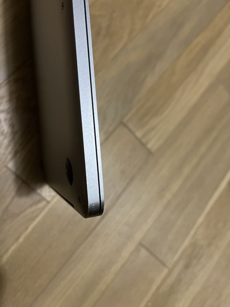 Macbook Pro 13 A1989 Mid-2018 - 16GB RAM / 1TB SSD