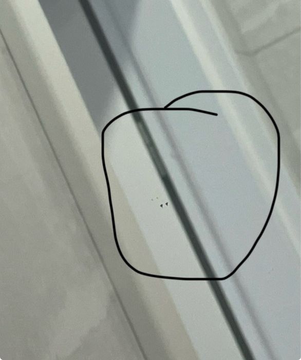 Lustro okrągłe 50cm, biała rama, defekt