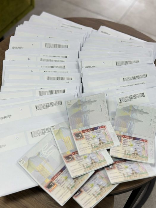 віза в Канаду під ключ, туристична, гостьова, вклейка візи