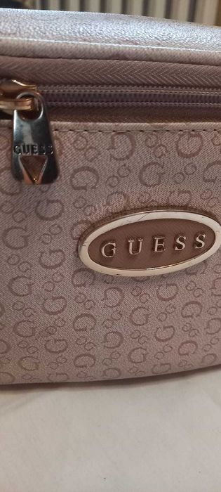 Kosmetyczka Travel "Guess" Pink