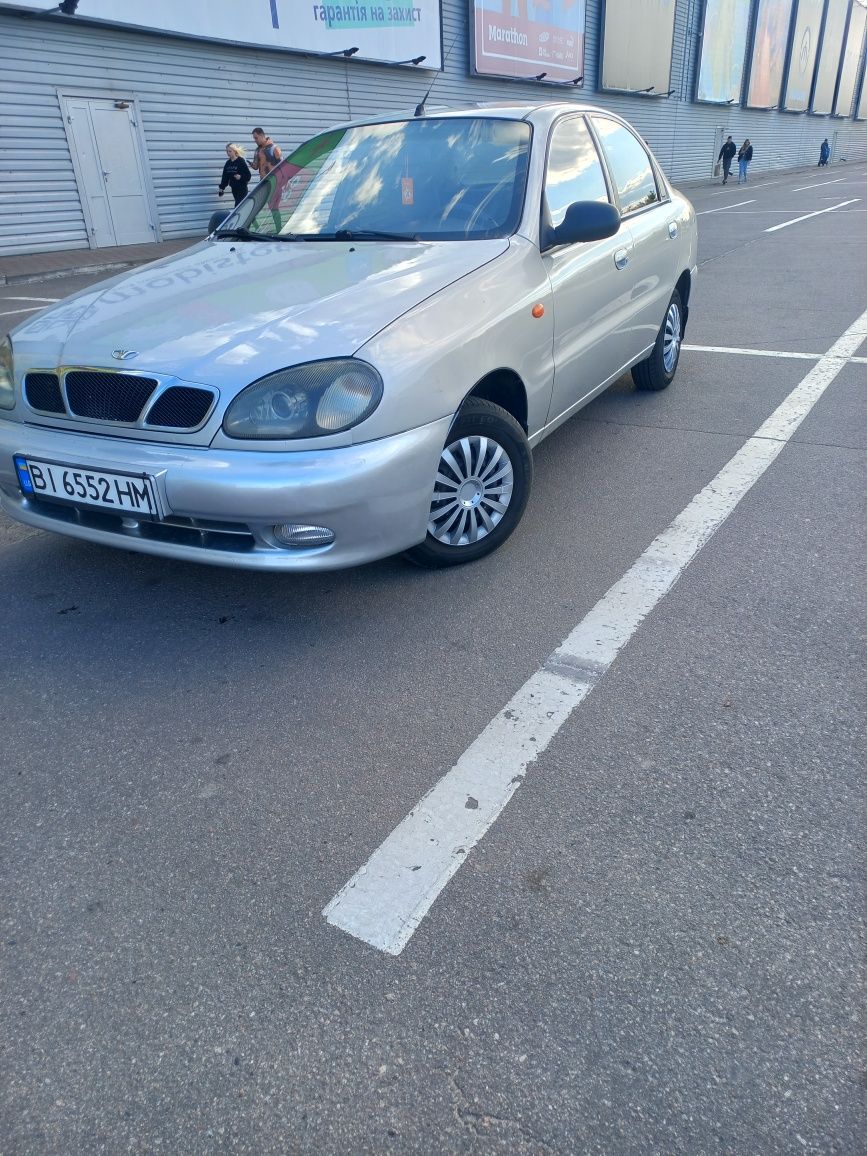 Автомобиль Daewoo sens