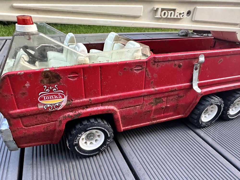 Vintage 1970s Tonka Metal Firetruck Ladder truck