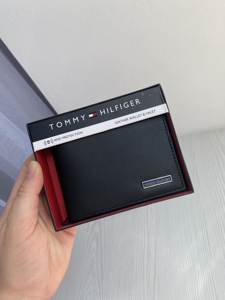 Tommy Hilfiger портмоне гаманець кошильок