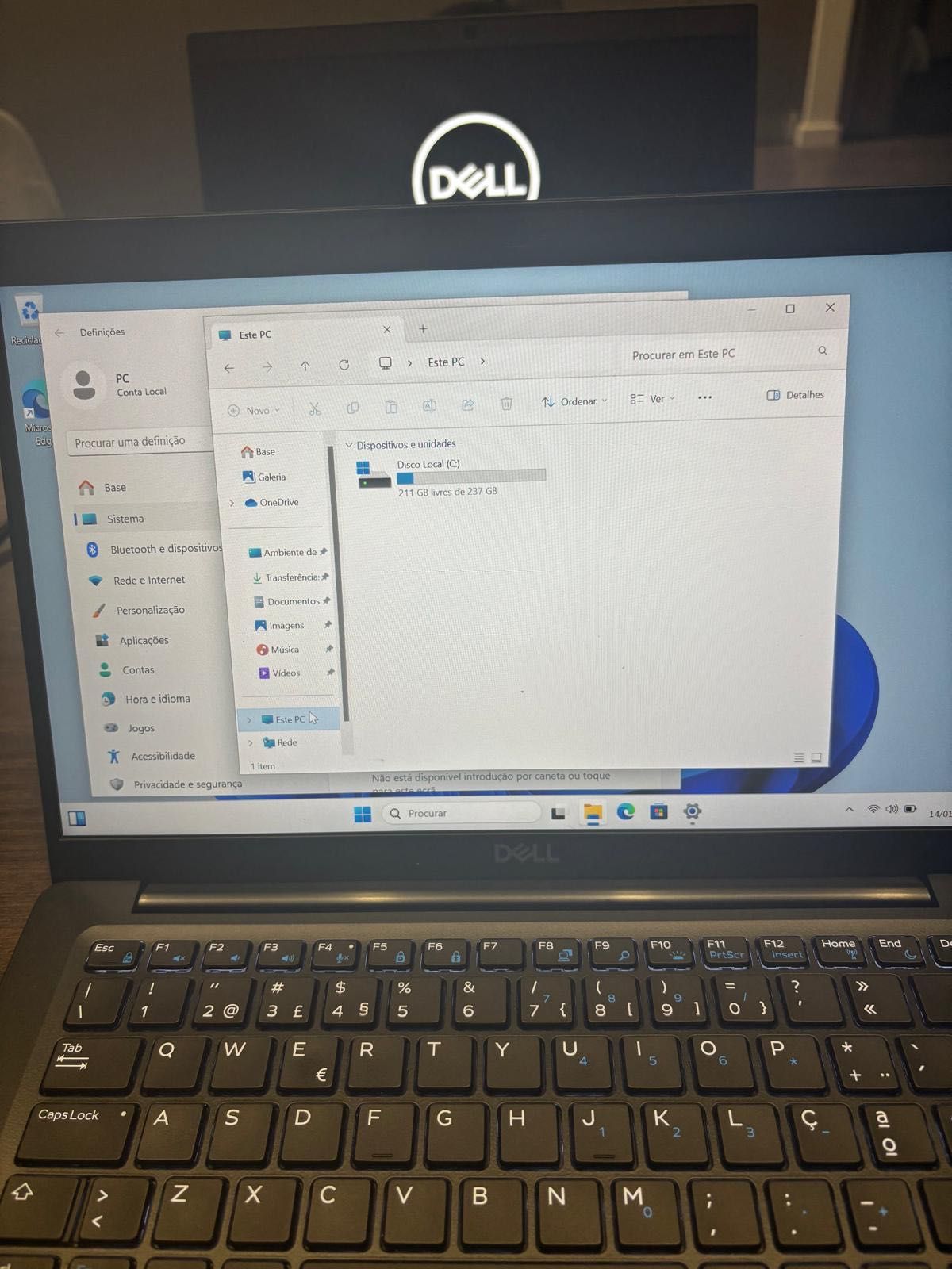 DELL Latitude 7390 / 8GB RAM / 512 GB Nvme