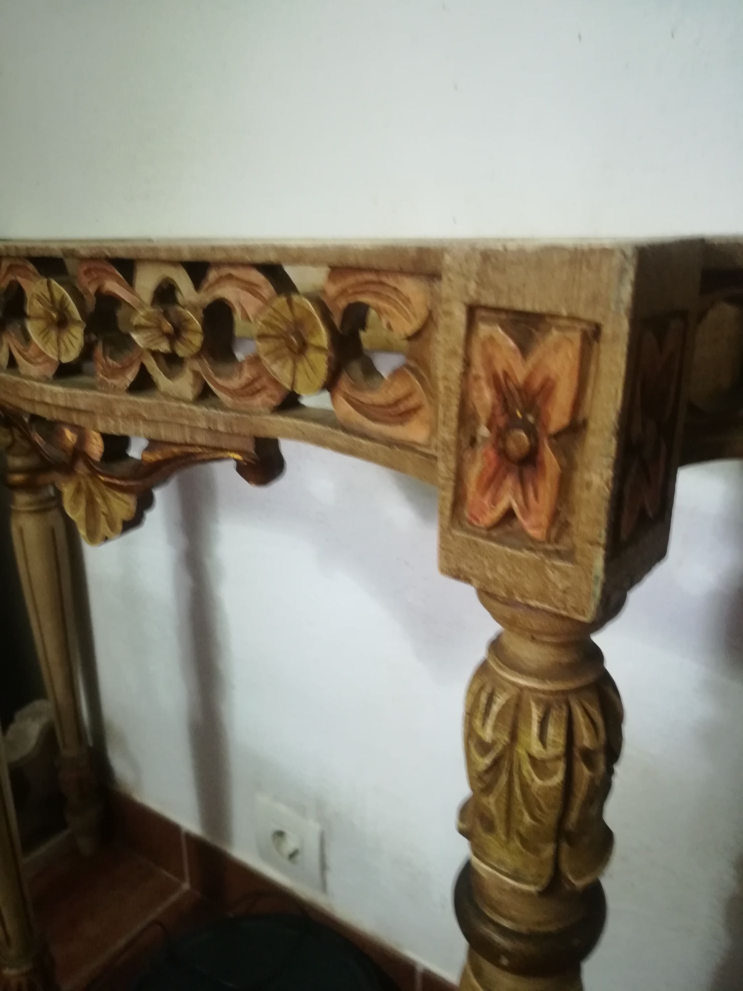 Mesa de apoio antiga