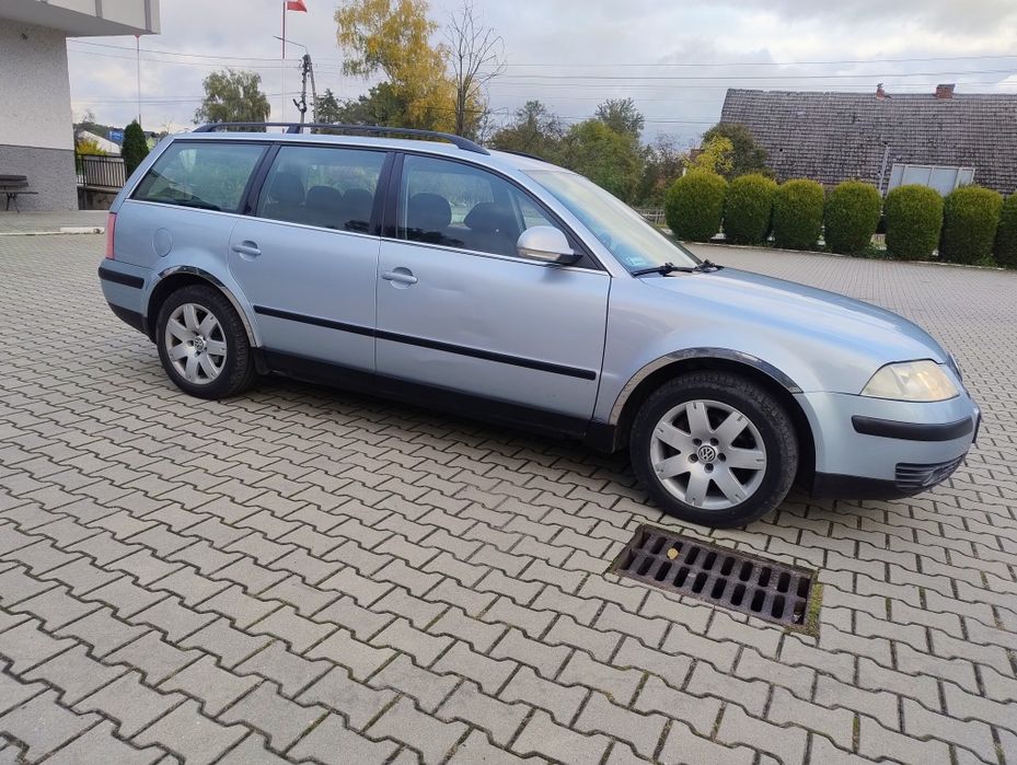 Volkswagen Passat B5 fl 1.9 TDI hak idealnie zdrowy