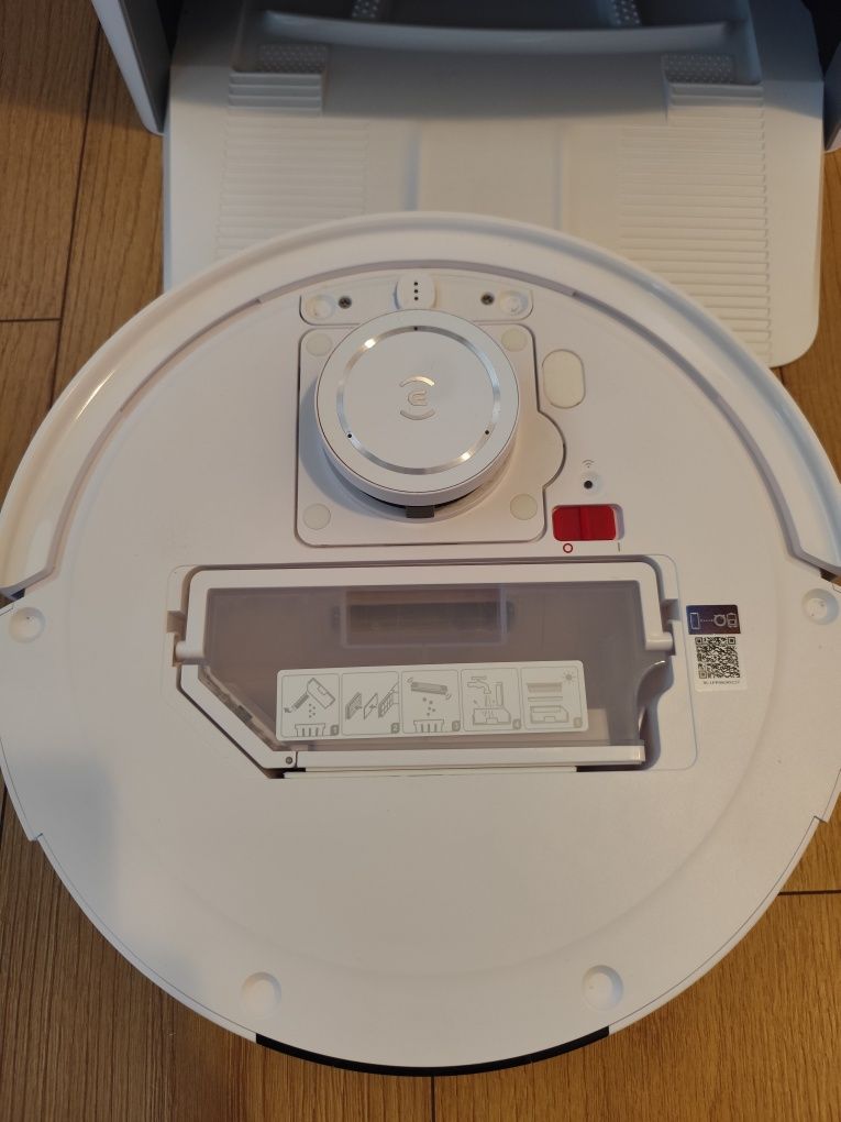 Robot sprzątający myjący ECOVACS DEEBOT X1e OMNI STACJA AIVI