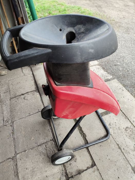 Maszyna do rozdrabniania gałęzi