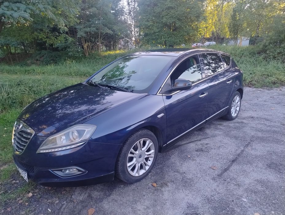 Lancia Delta 2011 r.