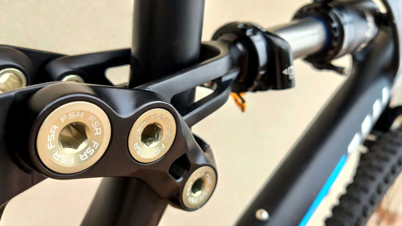 FABRYCZNY Specialized Enduro Elite 650B RS Pike Sram X1 Guide 17999pln