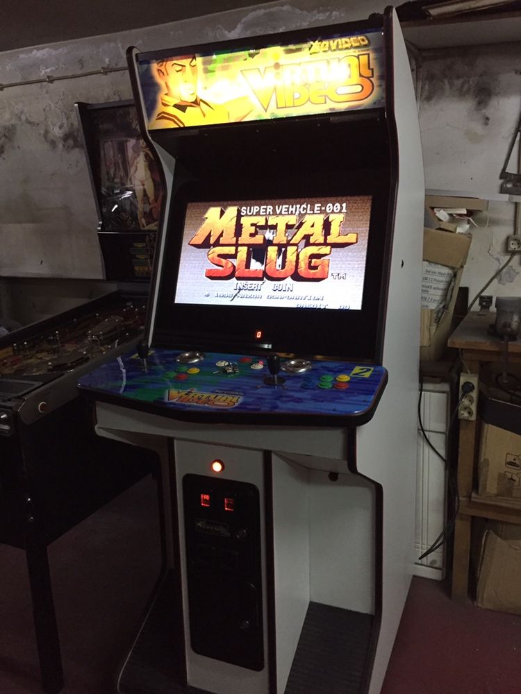 Máquina video arcade multijogos 28"