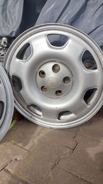 Rav4 felgi stalowe 16,  rozstaw 114.3