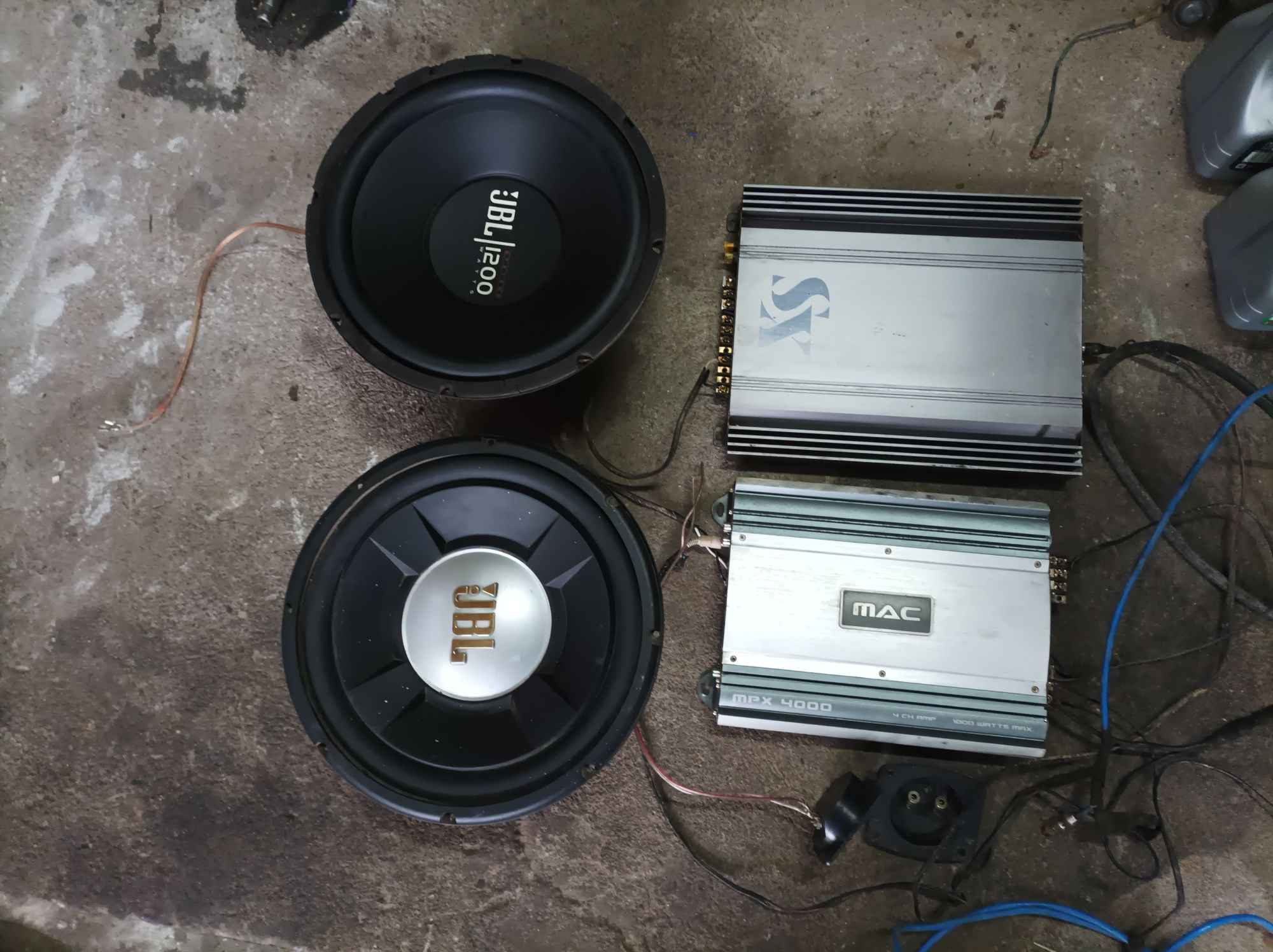 Zestaw głośniki JBL X2 i wzmacniacze x2
